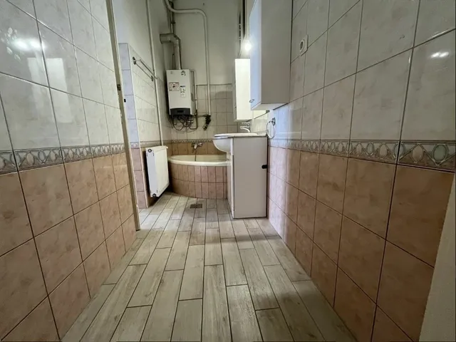 Kiadó lakás Budapest IX. kerület, Középső Ferencváros, Közraktár utca 76 nm