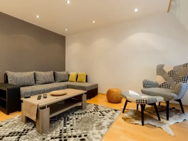 Kiadó lakás Budapest VI. kerület, Nagykörúton belüli terület, Király utca 74 nm