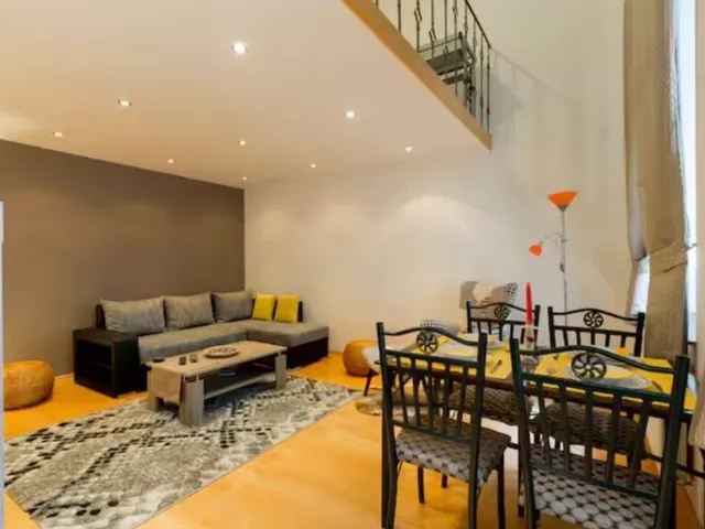 Kiadó lakás Budapest VI. kerület, Nagykörúton belüli terület, Király utca 74 nm