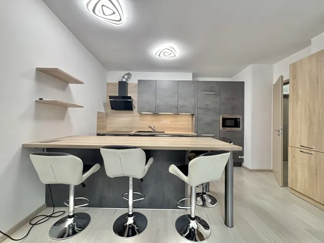 Kiadó lakás Budapest XIII. kerület, Lőportárdűlő 60 nm