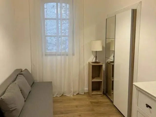 Kiadó lakás Budapest VI. kerület, Nagykörúton belüli terület, Rózsa utca 75 nm