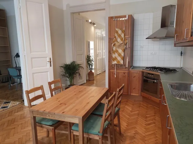 Kiadó lakás Budapest IX. kerület, József Attila lakótelep 71 nm