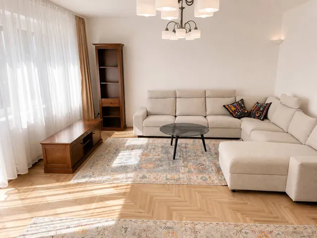 Kiadó lakás Budapest XI. kerület, Sasad-Sashegy XI. ker. 117 nm