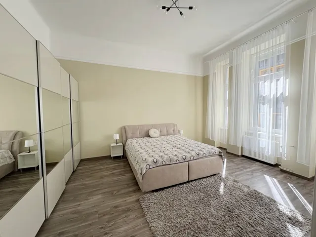 Kiadó lakás Budapest VI. kerület, Diplomatanegyed, Szondi utca 64 nm