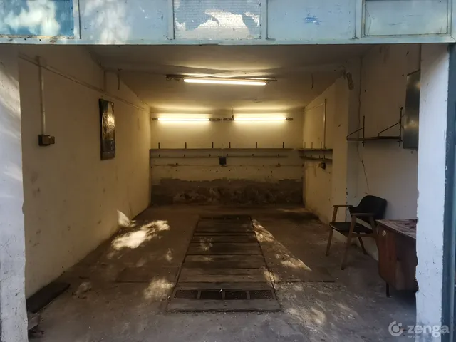 Eladó garázs Mosonmagyaróvár, Moson 20 nm