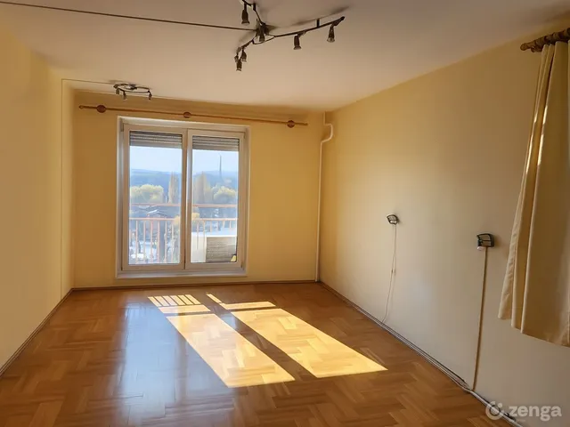 Eladó lakás Budapest III. kerület, Békásmegyer 56 nm