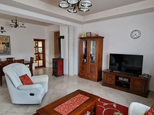 Eladó ház Nyíregyháza, Sóstóhegy 251 nm