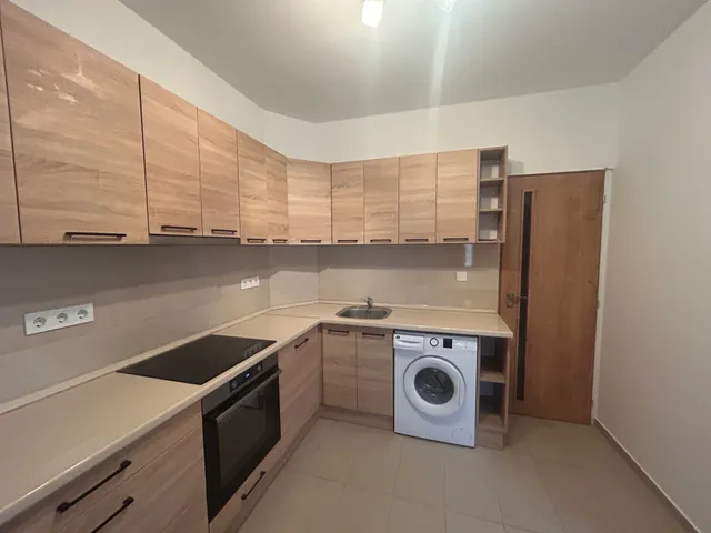 Kiadó ház Nyíregyháza, Belváros 35 nm