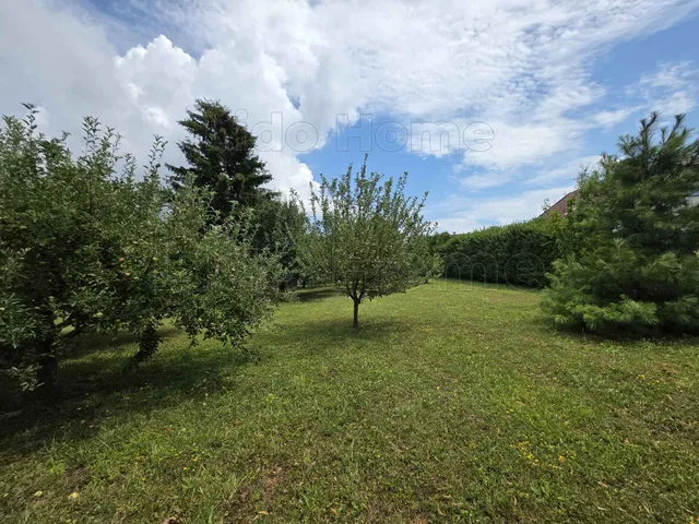Eladó telek Keszthely 976 nm