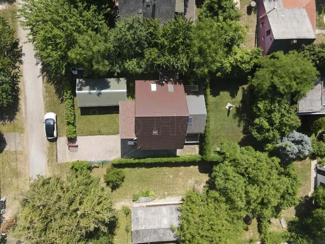 Eladó üdülő és hétvégi ház Velence 150 nm