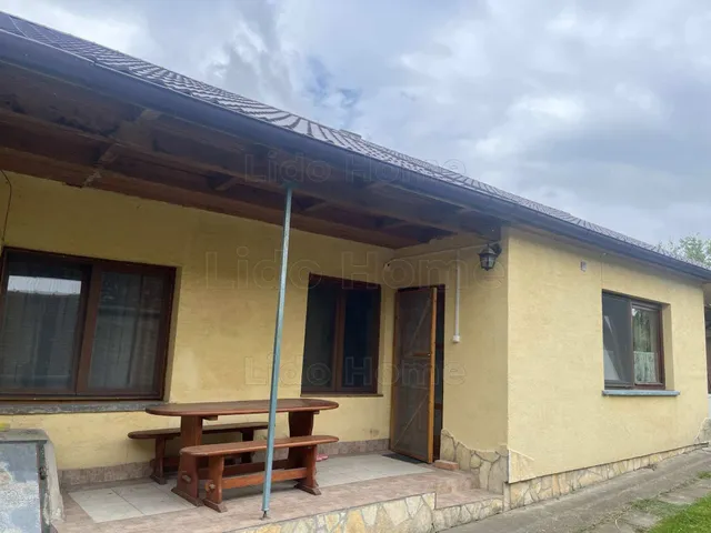 Eladó ház Páty 110 nm