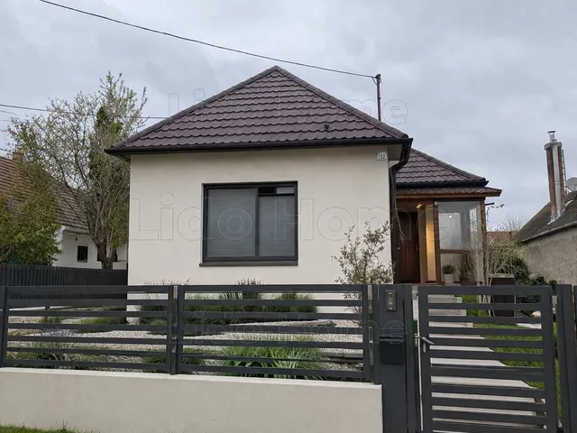 Eladó ház Páty 110 nm