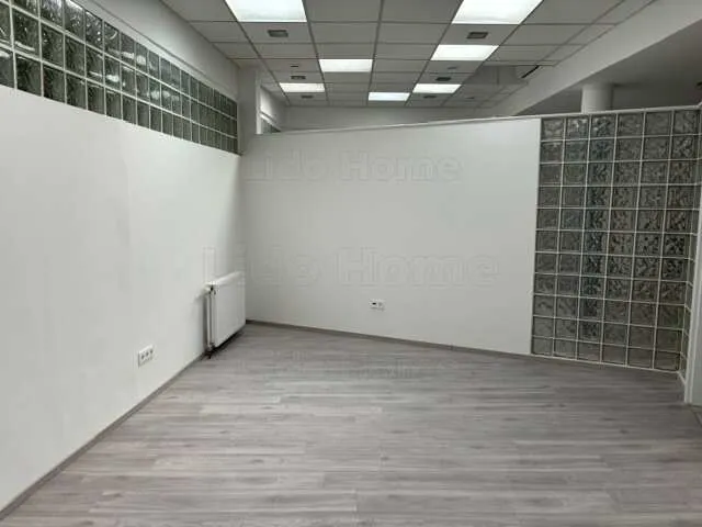 Kiadó kereskedelmi és ipari ingatlan Budapest III. kerület 150 nm