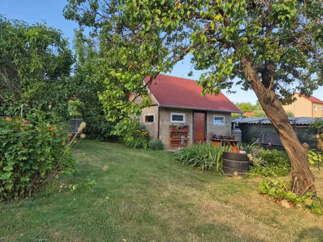 Eladó ház Csabdi 81 nm