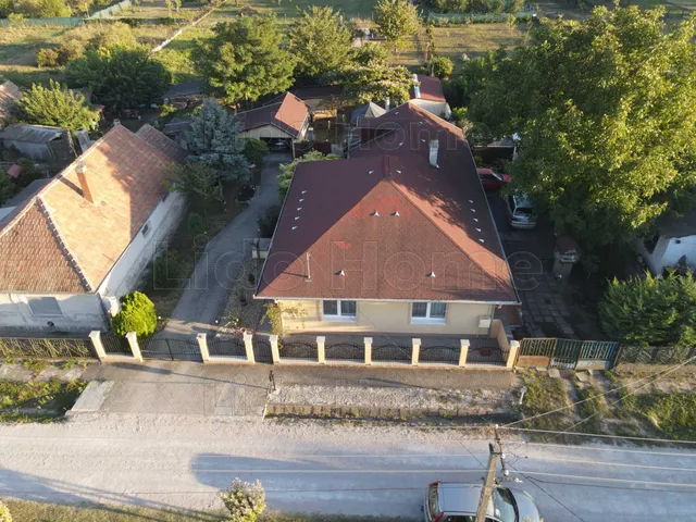 Eladó ház Pusztaszabolcs 130 nm