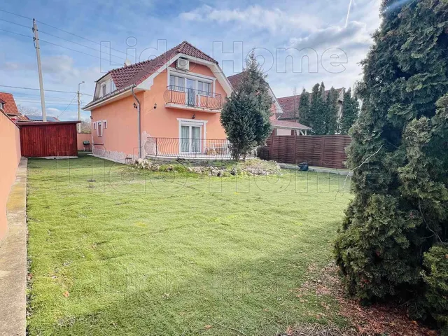 Eladó ház Szigetszentmiklós 195 nm