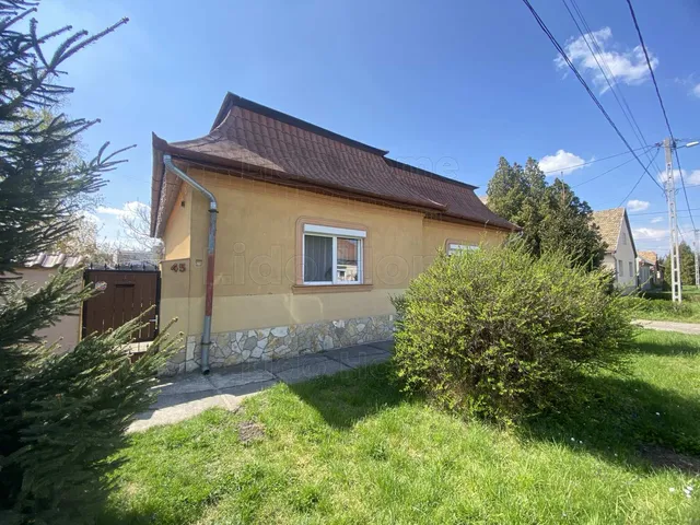 Eladó ház Hatvan 150 nm