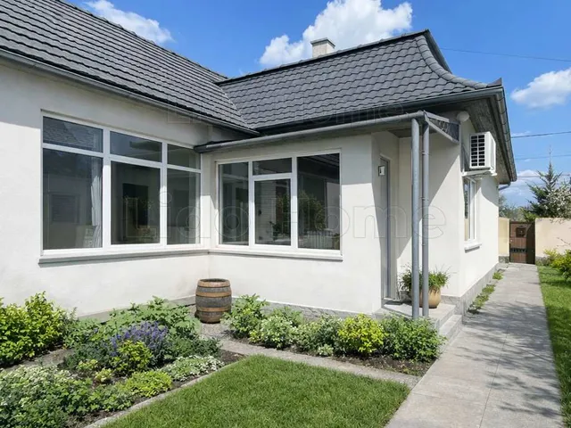 Eladó ház Hatvan 150 nm