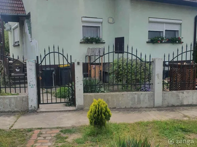 Eladó ház Tiszaalpár 144 nm