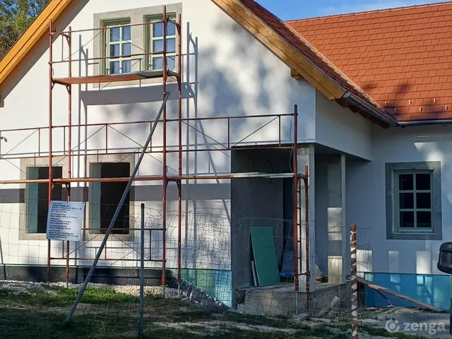 Eladó ház Vászoly 207 nm