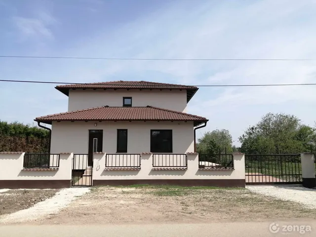 Eladó ház Seregélyes 111 nm