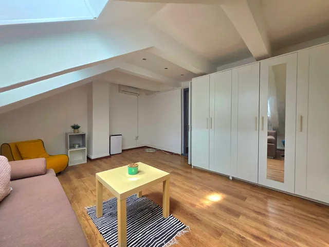 Eladó lakás Budapest XIII. kerület, Angyalföld 16 nm