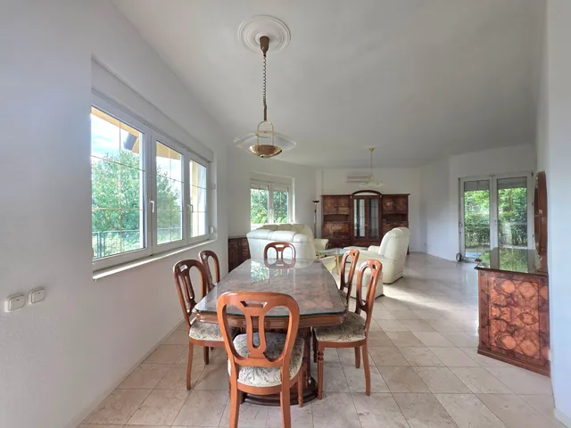 Eladó ház Budapest III. kerület, Táborhegy, Farkastorki út 700 nm