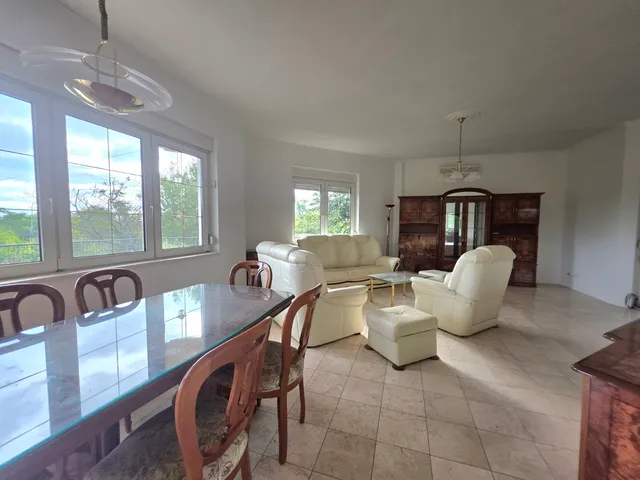 Eladó ház Budapest III. kerület, Táborhegy, Farkastorki út 700 nm