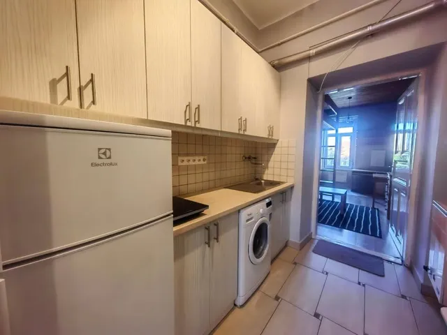 Kiadó lakás Budapest XIII. kerület, Angyalföld, Gömb utca 24 nm