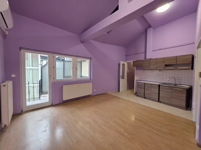 Eladó lakás Budapest VIII. kerület, Corvin negyed 38 nm