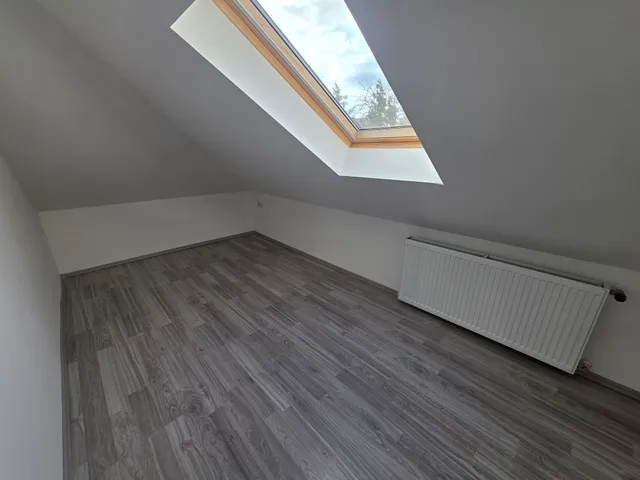 Eladó kereskedelmi és ipari ingatlan Budapest IV. kerület, Újpest, Fóti út 234 nm