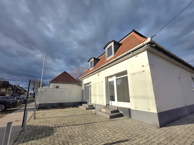 Eladó kereskedelmi és ipari ingatlan Budapest IV. kerület, Újpest 237 nm