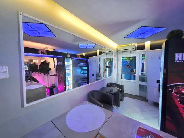 Eladó kereskedelmi és ipari ingatlan Budapest III. kerület, Békásmegyer 57 nm