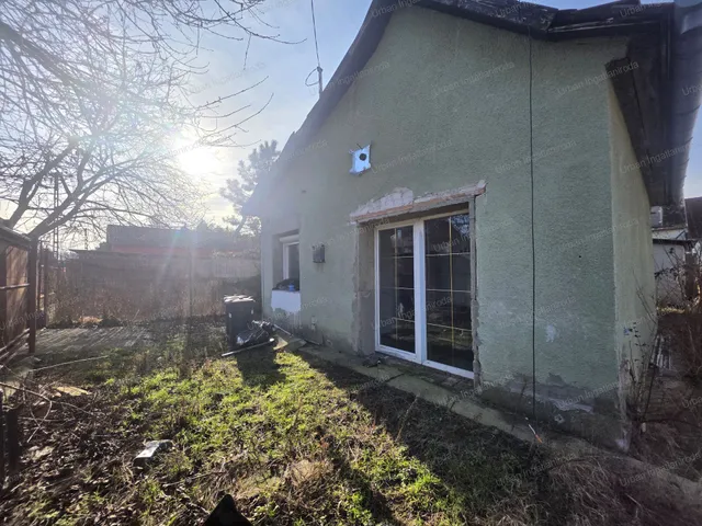 Eladó ház Halásztelek 34 nm