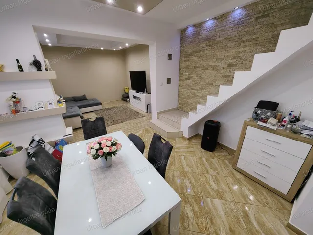 Eladó ház Budapest XV. kerület, Rákospalota, Szerencs utca 130 nm