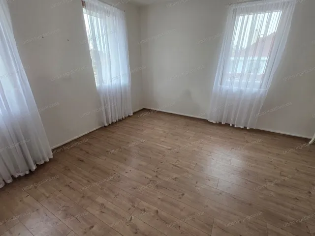 Eladó ház Budapest XVIII. kerület 160 nm