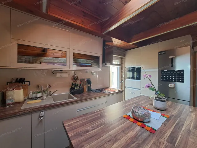 Eladó ház Budapest XV. kerület, Rákospalota 108 nm