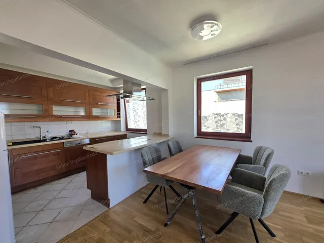 Eladó lakás Budapest XIII. kerület, Angyalföld 119 nm