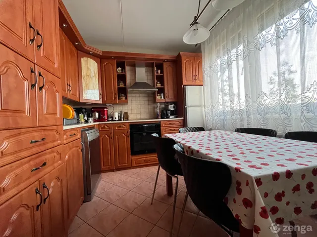 Eladó lakás Debrecen, Tócóskert 65 nm