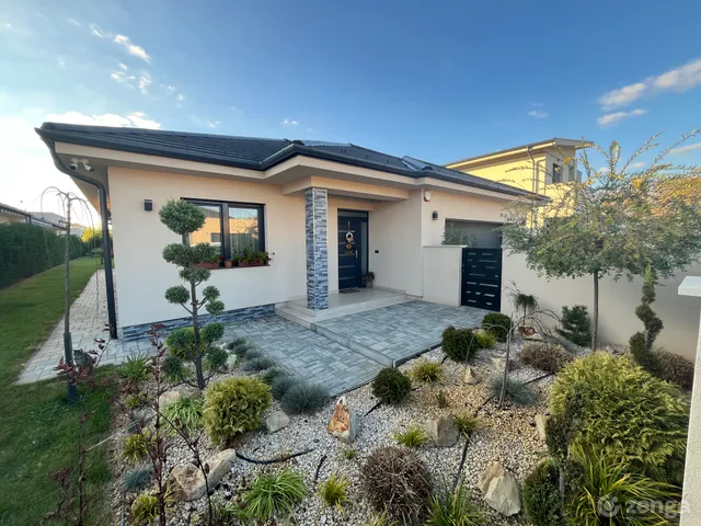 Eladó ház Nyíregyháza, Kertváros 228 nm