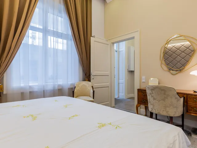 Eladó lakás Budapest V. kerület, Szent István körút 92 nm