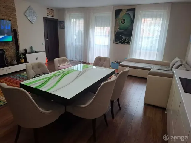 Eladó lakás Nyíregyháza, Belváros 111 nm
