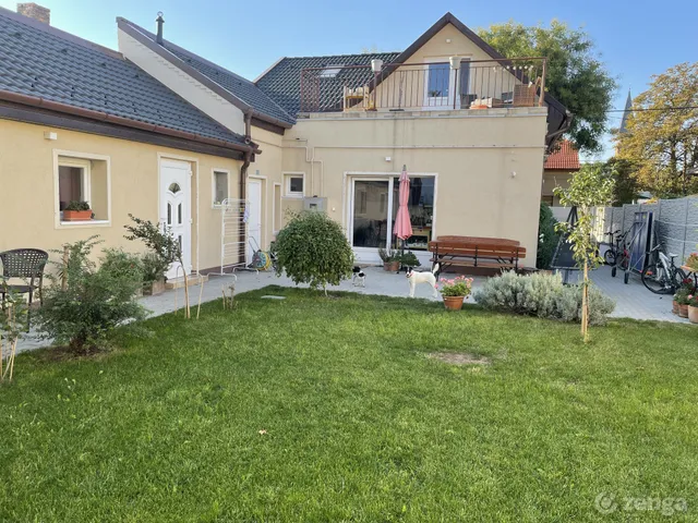 Eladó ház Budapest XX. kerület, Pacsirtatelep 160 nm