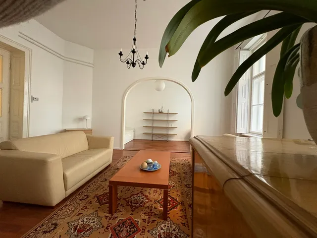 Kiadó lakás Budapest VIII. kerület, Palotanegyed 85 nm