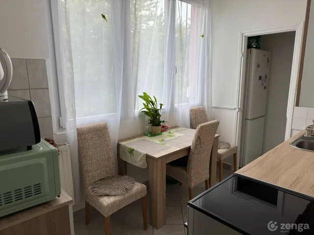 Eladó lakás Kapuvár, Városközpont 55 nm