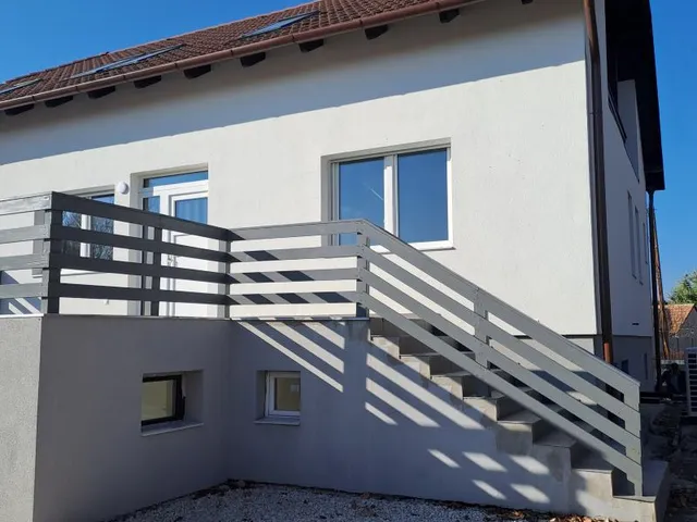 Eladó ház Darnózseli 104 nm