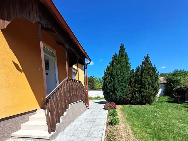 Eladó ház Nagybajcs 115 nm