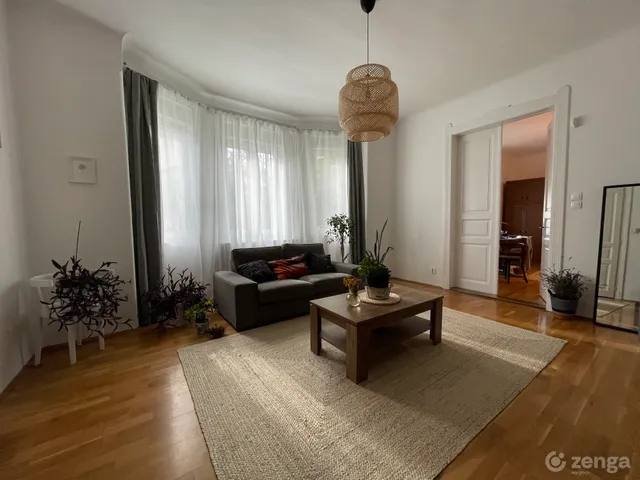 Eladó ház Budapest XVI. kerület, Rákosszentmihály 161 nm