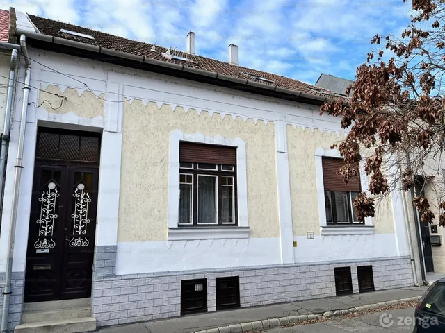 Eladó lakás Szolnok, Belváros, Mészáros Lőrinc u. 131 nm