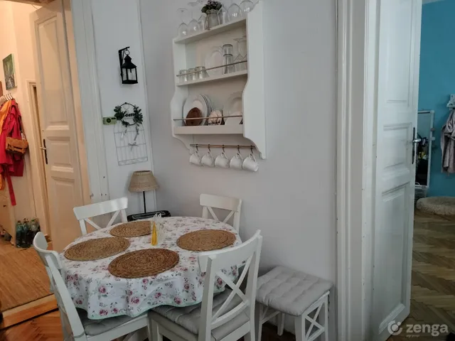 Eladó lakás Budapest VIII. kerület 95 nm